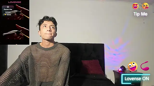 Snapshot of mhatias_ chatting on October 25, 2025, 6:10 am mhatias online show from October 25, 2025, 6:10 am