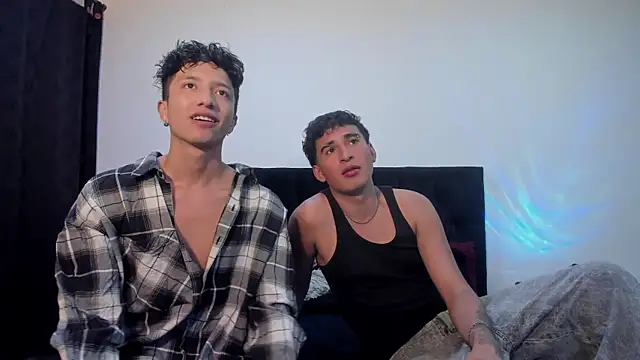 Snapshot of mhatias_ chatting on November 19, 2025, 4:12 am mhatias online show from November 19, 2025, 4:12 am