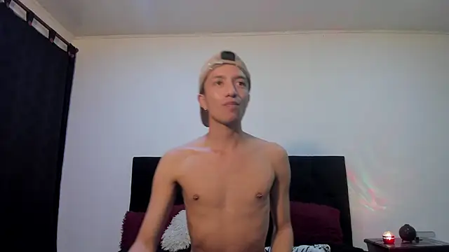 Snapshot of mhatias_ chatting on November 26, 2025, 7:09 am mhatias online show from November 26, 2025, 7:09 am