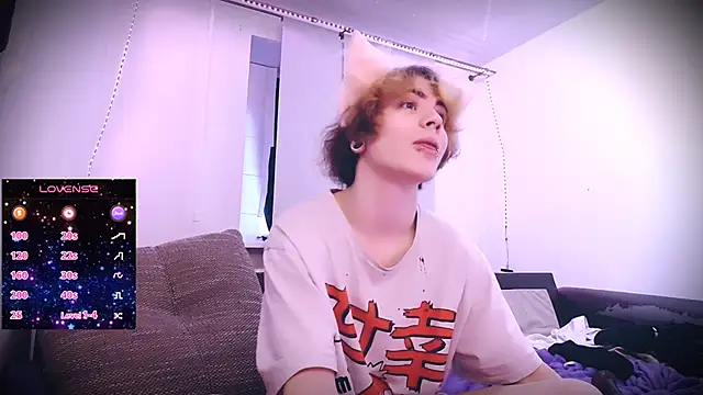 Snapshot of SparkyFerret chatting on December 16, 2025, 10:31 am SparkyFerret online show from December 16, 2025, 10:31 am