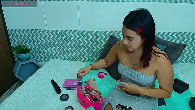 EmilyCoy  online show from October 11, 2025, 3:50 am