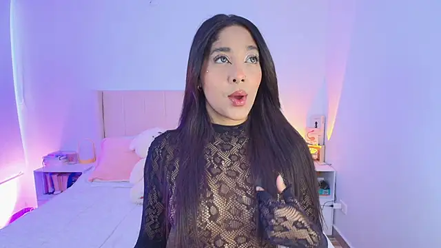 Snapshot of Megan_ale chatting on October 18, 2025, 7:58 pm Megan ale online show from October 18, 2025, 7:58 pm