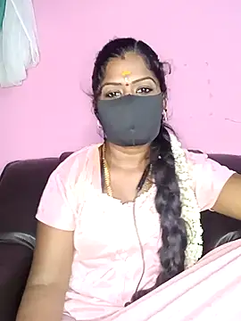 Snapshot of tamilammukuttyy chatting on September 16, 2025, 4:41 pm tamilammukuttyy online show from September 16, 2025, 4:41 pm