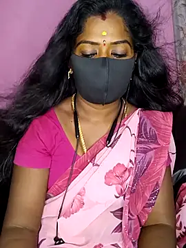 Snapshot of tamilammukuttyy chatting on October 5, 2025, 6:45 am tamilammukuttyy online show from October 5, 2025, 6:45 am