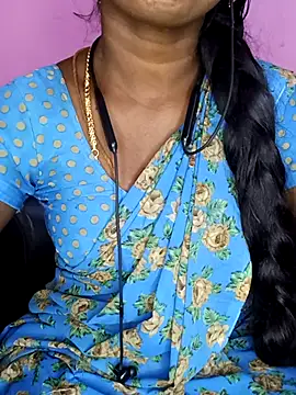 Snapshot of tamilammukuttyy chatting on October 16, 2025, 5:30 am tamilammukuttyy online show from October 16, 2025, 5:30 am