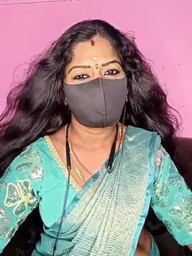 Snapshot of tamilammukuttyy chatting on October 18, 2025, 4:04 am tamilammukuttyy online show from October 18, 2025, 4:04 am