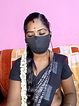 Snapshot of tamilammukuttyy chatting on November 16, 2025, 3:17 pm tamilammukuttyy online show from November 16, 2025, 3:17 pm