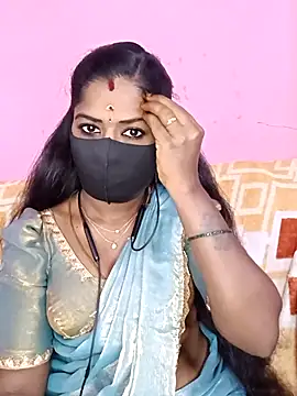 Snapshot of tamilammukuttyy chatting on November 19, 2025, 5:18 am tamilammukuttyy online show from November 19, 2025, 5:18 am