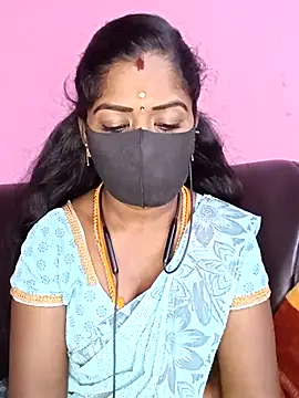 Snapshot of tamilammukuttyy chatting on November 27, 2025, 2:30 pm tamilammukuttyy online show from November 27, 2025, 2:30 pm