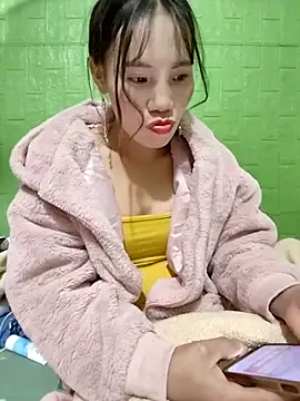 Tin tanny online show from November 28, 2025, 1:36 pm