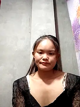 Snapshot of xinhxinhcute chatting on September 13, 2025, 1:00 pm xinhxinhcute online show from September 13, 2025, 1:00 pm