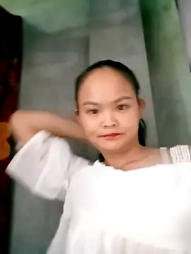 Snapshot of xinhxinhcute chatting on September 14, 2025, 10:47 am xinhxinhcute online show from September 14, 2025, 10:47 am