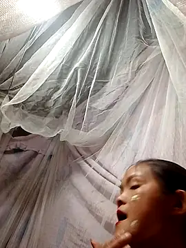 Snapshot of xinhxinhcute chatting on September 18, 2025, 1:13 pm xinhxinhcute online show from September 18, 2025, 1:13 pm