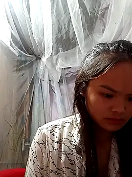 Snapshot of xinhxinhcute chatting on October 3, 2025, 9:45 pm xinhxinhcute online show from October 3, 2025, 9:45 pm