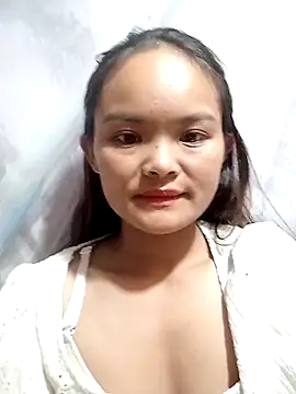 Snapshot of xinhxinhcute chatting on October 5, 2025, 12:47 pm xinhxinhcute online show from October 5, 2025, 12:47 pm