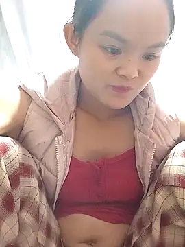 Snapshot of xinhxinhcute chatting on October 29, 2025, 11:56 am xinhxinhcute online show from October 29, 2025, 11:56 am