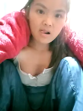 Snapshot of xinhxinhcute chatting on November 3, 2025, 11:00 am xinhxinhcute online show from November 3, 2025, 11:00 am