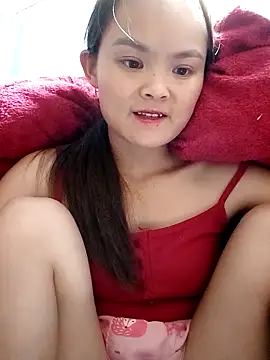 Snapshot of xinhxinhcute chatting on November 9, 2025, 12:25 pm xinhxinhcute online show from November 9, 2025, 12:25 pm