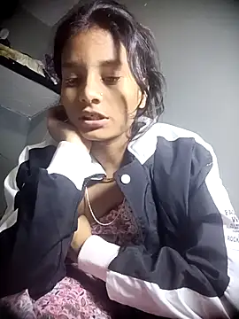 Hot Mayra  online show from November 15, 2025, 4:58 pm