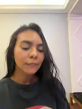 GiorgiaLuxee online show from November 27, 2025, 11:07 pm