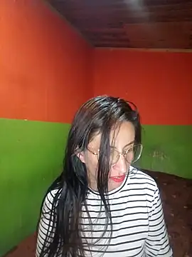ERIKA  29 online show from September 14, 2025, 1:32 pm