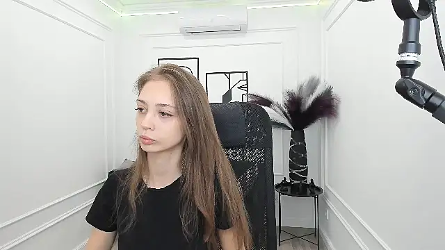 Snapshot of EmilyGraydis chatting on September 25, 2025, 11:14 am EmilyGraydis online show from September 25, 2025, 11:14 am