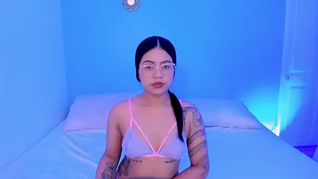 Snapshot of LiilithNova chatting on November 30, 2025, 4:27 am LiilithNova online show from November 30, 2025, 4:27 am