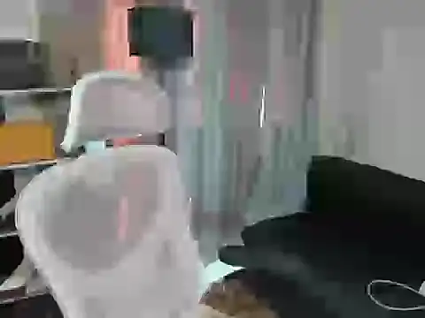 Snapshot of Seductive_Margaux chatting on December 14, 2025, 6:52 am Seductive Margaux online show from December 14, 2025, 6:52 am