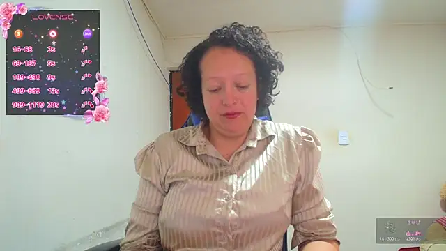 Miss Oriana online show from December 13, 2025, 7:53 pm