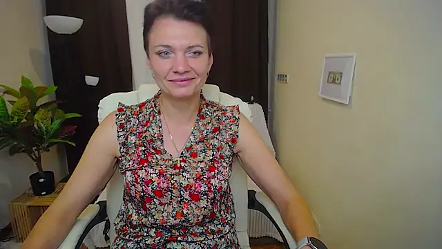 Snapshot of AvaSaturnian chatting on September 9, 2025, 12:05 pm AvaSaturnian online show from September 9, 2025, 12:05 pm