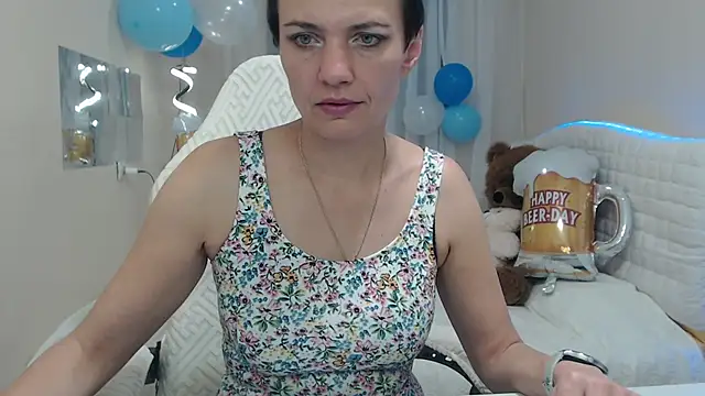 Snapshot of AvaSaturnian chatting on September 21, 2025, 12:07 pm AvaSaturnian online show from September 21, 2025, 12:07 pm