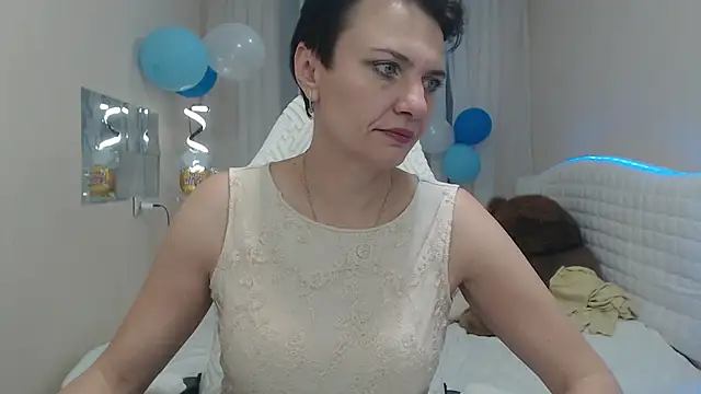 Snapshot of AvaSaturnian chatting on October 2, 2025, 12:34 pm AvaSaturnian online show from October 2, 2025, 12:34 pm