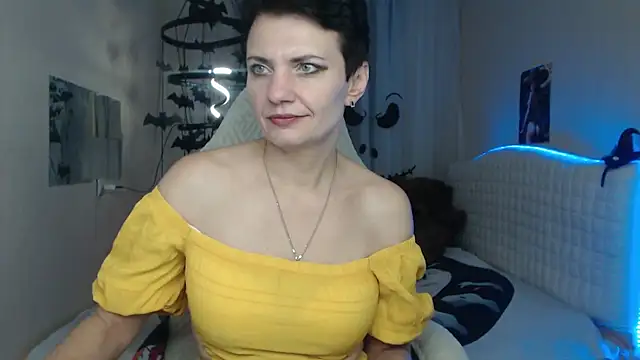 Snapshot of AvaSaturnian chatting on October 30, 2025, 1:23 pm AvaSaturnian online show from October 30, 2025, 1:23 pm