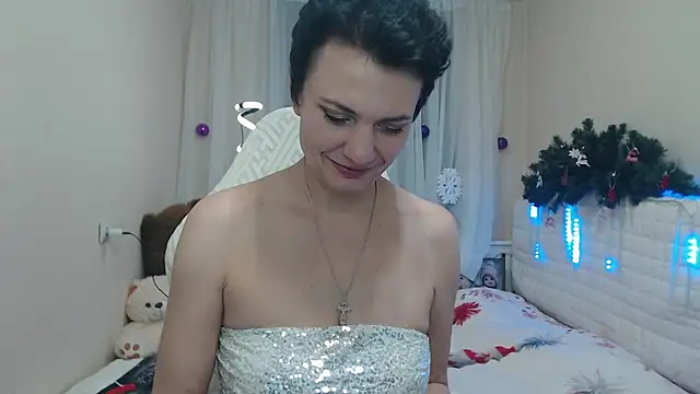 Snapshot of AvaSaturnian chatting on December 5, 2025, 1:31 pm AvaSaturnian online show from December 5, 2025, 1:31 pm