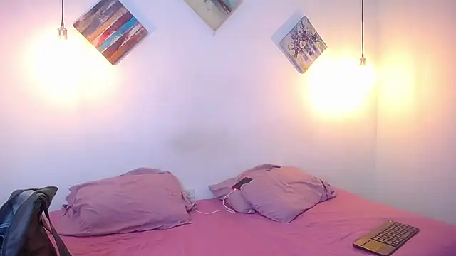 Snapshot of escar_let chatting on November 14, 2025, 3:27 am escar let online show from November 14, 2025, 3:27 am