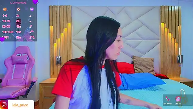 Laia and Damian online show from October 6, 2025, 7:33 pm