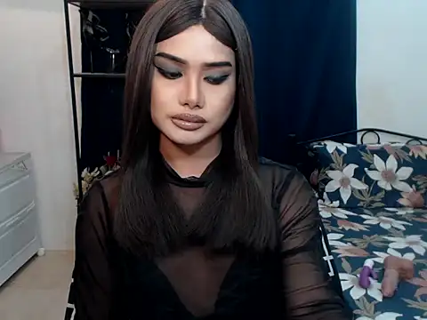 RositaUshvada online show from October 23, 2025, 5:12 pm