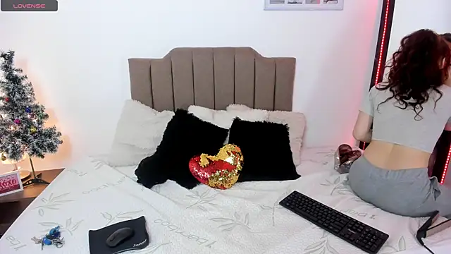 Snapshot of Elisabeth_swan chatting on December 14, 2025, 10:09 am Elisabeth swan online show from December 14, 2025, 10:09 am