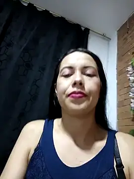 MiaForever1 online show from November 3, 2025, 11:59 pm