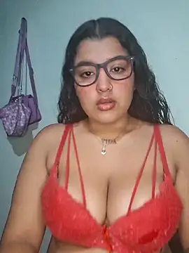 Snapshot of Cat_Hot_Party chatting on November 12, 2025, 6:52 pm Cat Hot Party online show from November 12, 2025, 6:52 pm