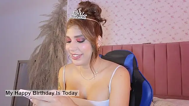 dahiana marin online show from September 19, 2025, 5:24 pm