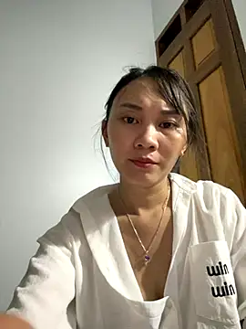 Snapshot of Almond-cute chatting on September 20, 2025, 7:59 pm Almond-cute online show from September 20, 2025, 7:59 pm