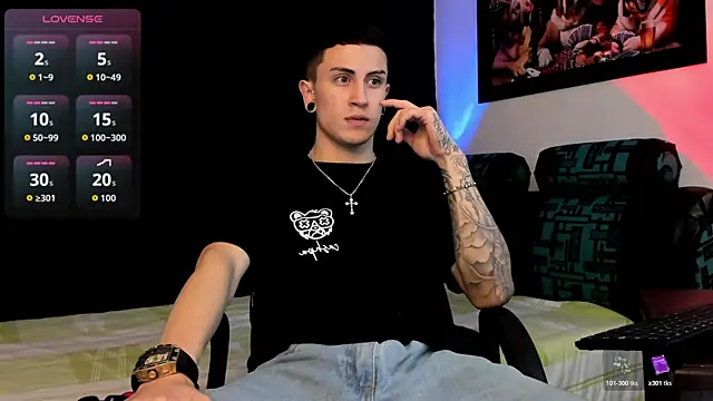 Sebas maverick online show from November 24, 2025, 11:59 pm