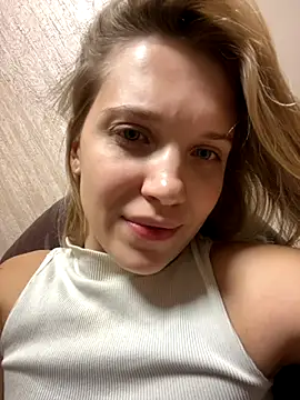 AlisaMyers online show from October 2, 2025, 6:59 pm