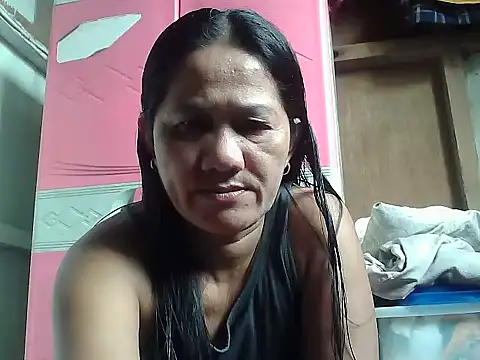 hotmama 063 online show from November 2, 2025, 7:33 am