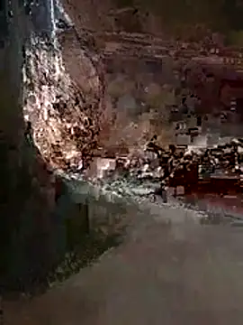 Yeszsexxy online show from December 3, 2025, 8:00 am