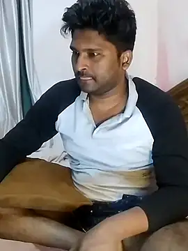 Snapshot of milkyseduce chatting on October 8, 2025, 12:47 pm milkyseduce online show from October 8, 2025, 12:47 pm