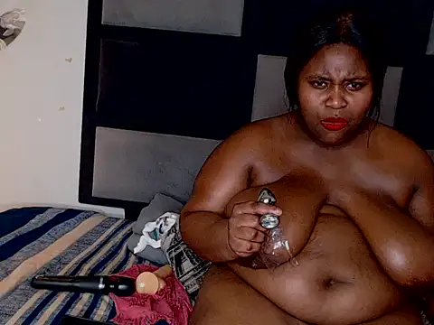 Freaky-boobs online show from September 21, 2025, 2:46 am