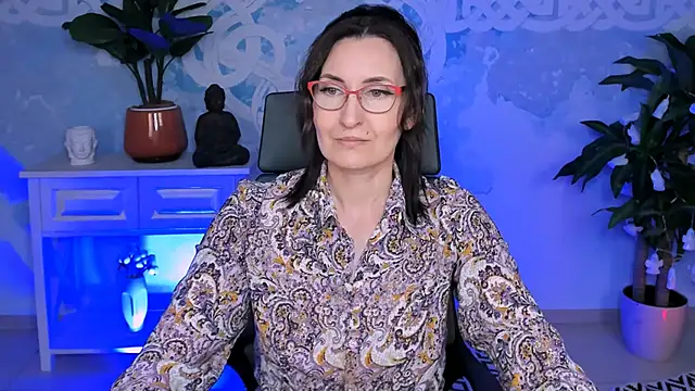 UnaTerra online show from October 31, 2025, 9:10 am