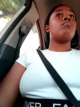 Snapshot of MoniqueMulberry chatting on October 28, 2025, 6:21 pm MoniqueMulberry online show from October 28, 2025, 6:21 pm